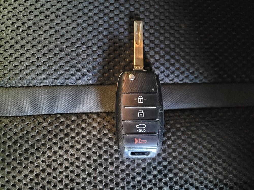 2019 Kia Optima in Jacksonville, FL 32225 - 18091806 32