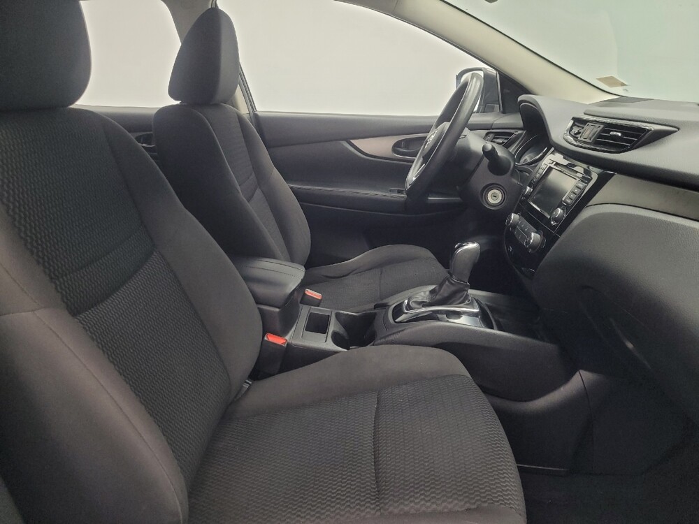 2019 Nissan Rogue Sport in Indianapolis, IN 46222 - 18091817 21