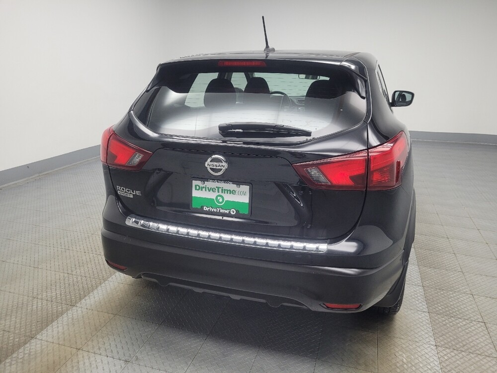 2019 Nissan Rogue Sport in Indianapolis, IN 46222 - 18091817 7