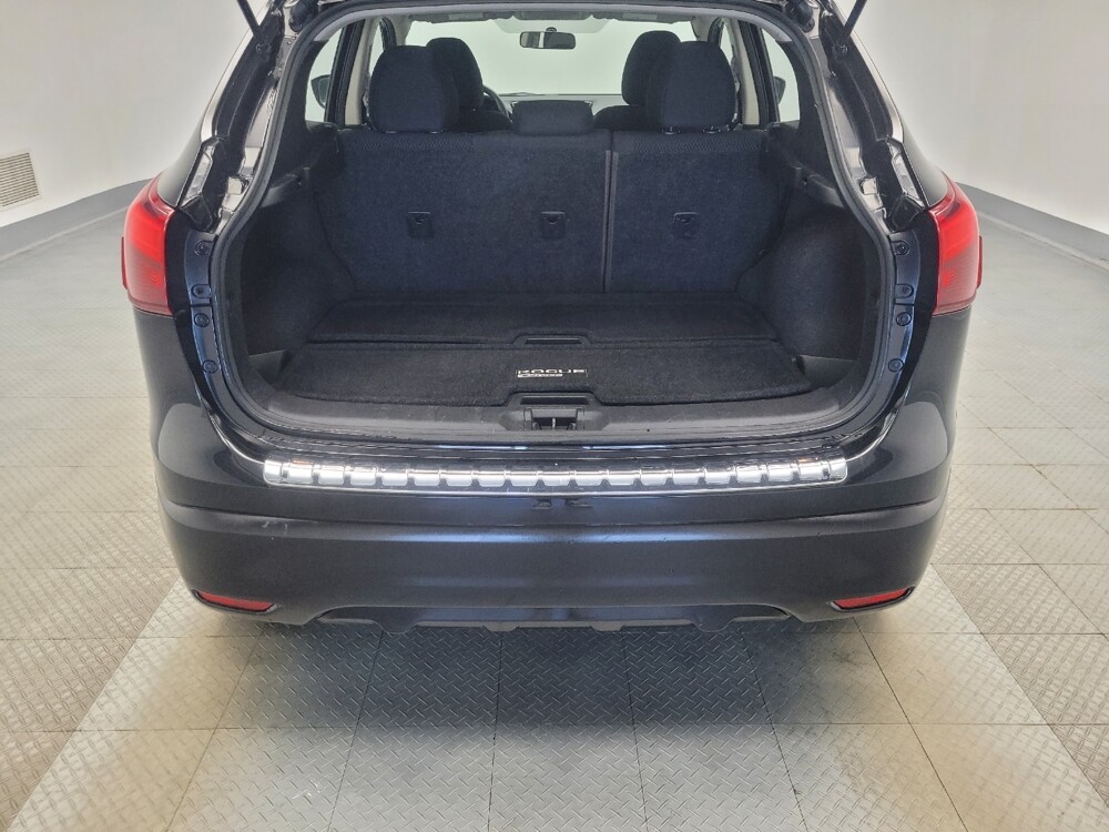 2019 Nissan Rogue Sport in Indianapolis, IN 46222 - 18091817 29