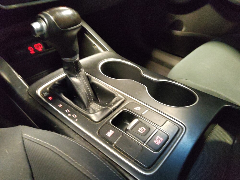 2018 Kia Sorento in Chandler, AZ 85225 - 18091821 26