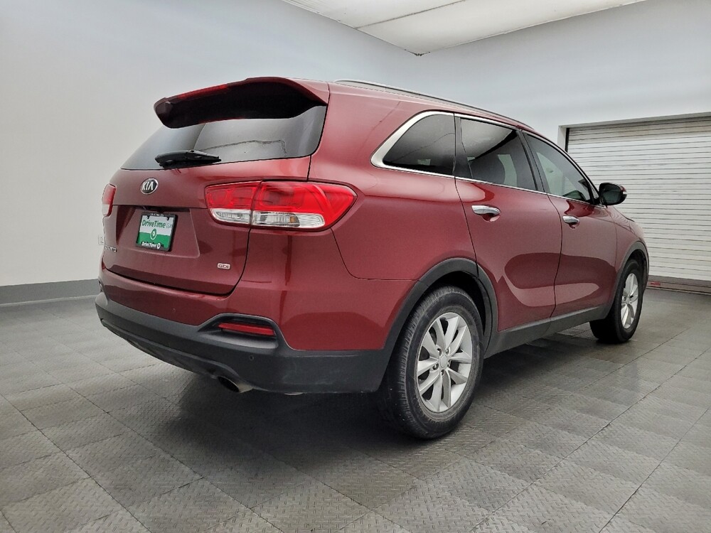 2018 Kia Sorento in Chandler, AZ 85225 - 18091821 9
