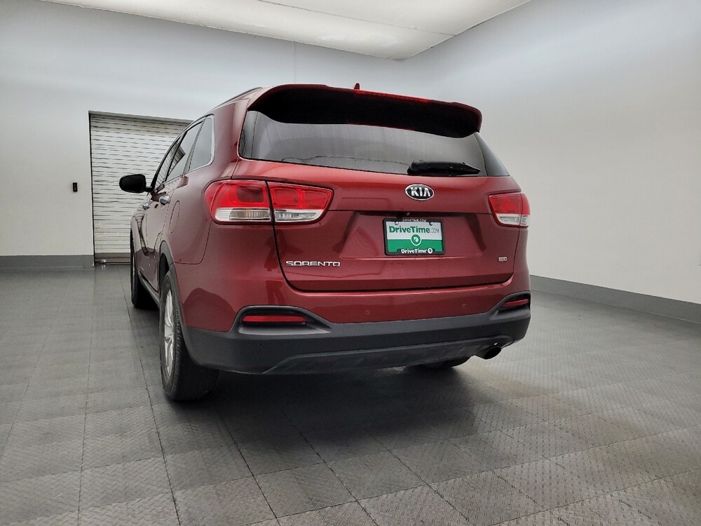 2018 Kia Sorento in Chandler, AZ 85225 - 18091821 6