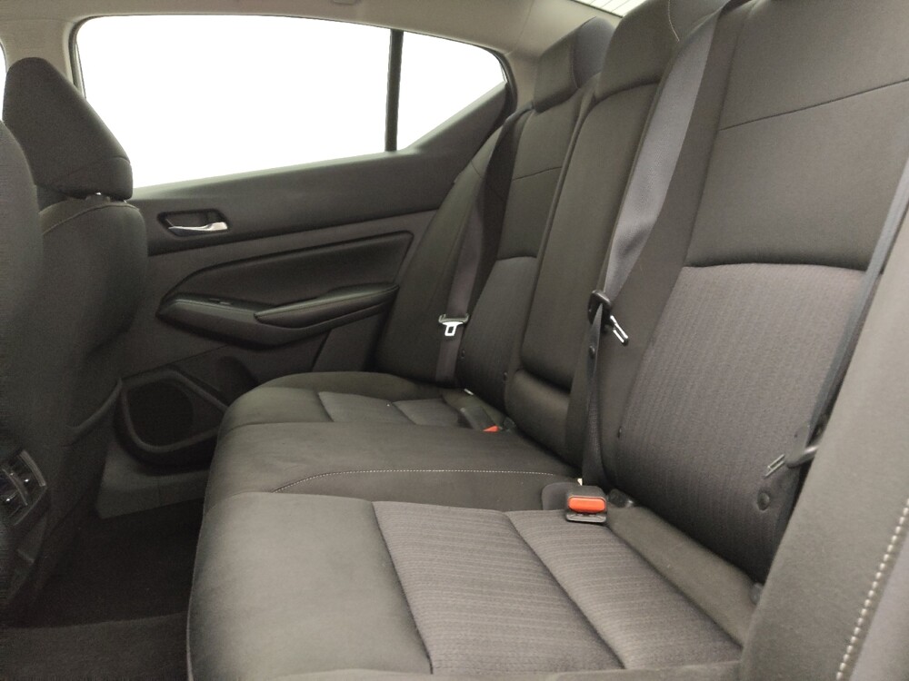 2019 Nissan Altima in Springfield, MO 65807 - 18091825 18