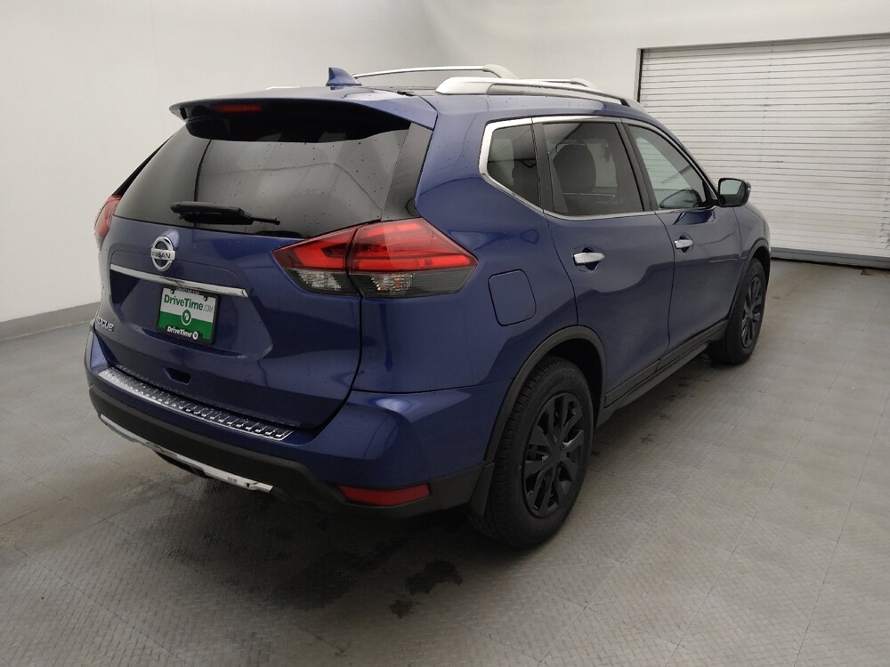 2017 Nissan Rogue in Greenville, SC 29607 - 18091832 9