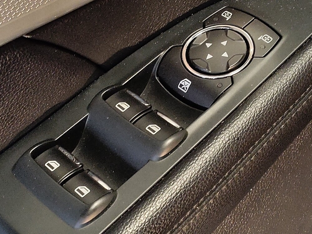 2016 Ford Explorer in Sanford, FL 32773 - 18091835 27