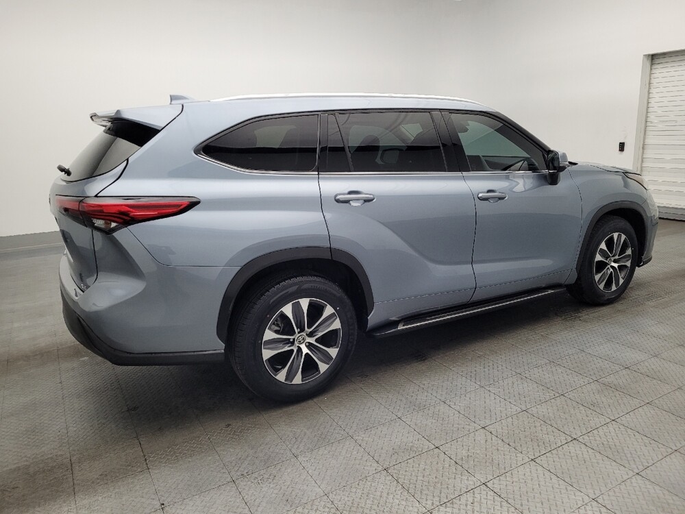 2022 Toyota Highlander in Gainesville, FL 32609 - 18091836 10