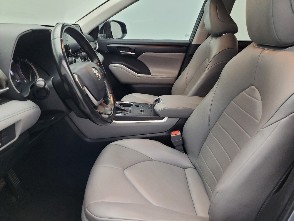 2022 Toyota Highlander in Gainesville, FL 32609 - 18091836 17