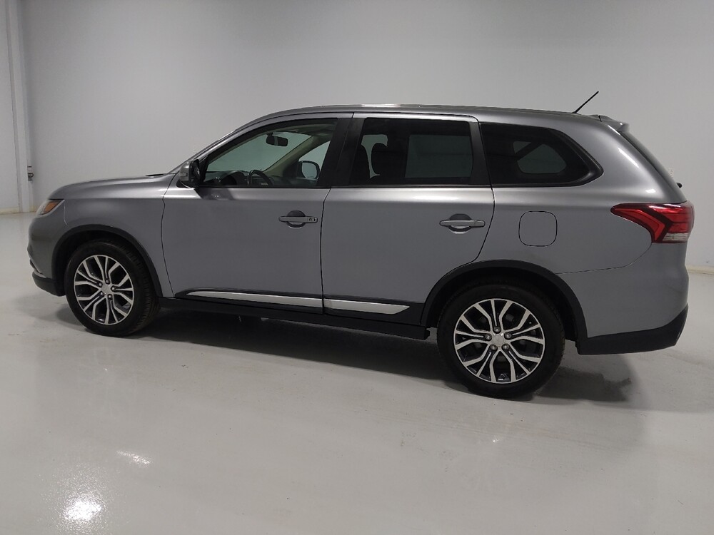 2016 Mitsubishi Outlander in Columbus, OH 43231 - 18091840 3