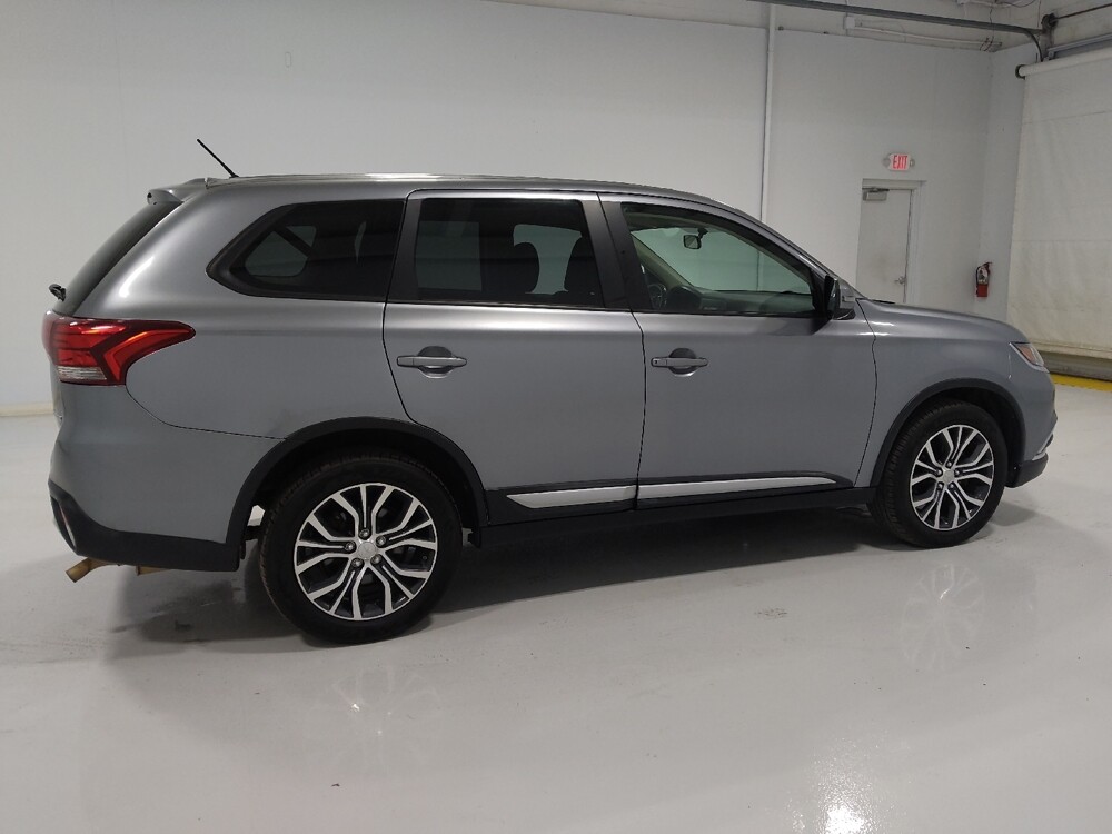 2016 Mitsubishi Outlander in Columbus, OH 43231 - 18091840 10