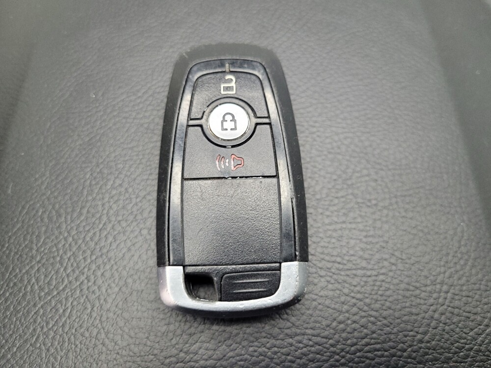 2020 Ford Edge in Las Vegas, NV 89104 - 18091843 32