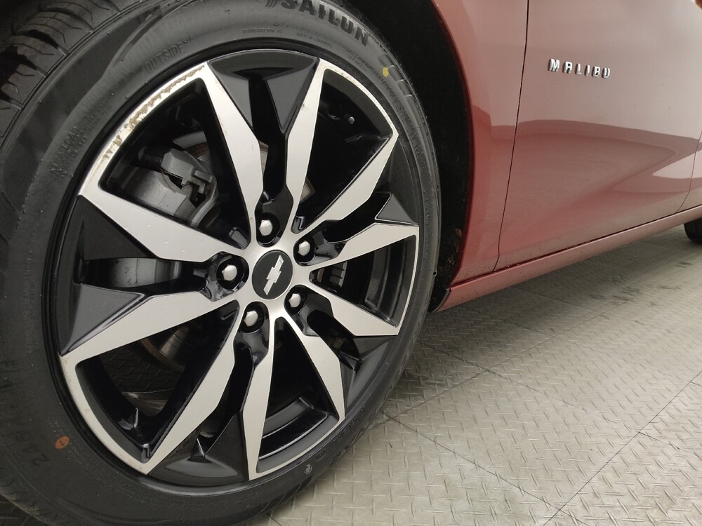 2017 Chevrolet Malibu in Hialeah, FL 33014 - 18091854 31