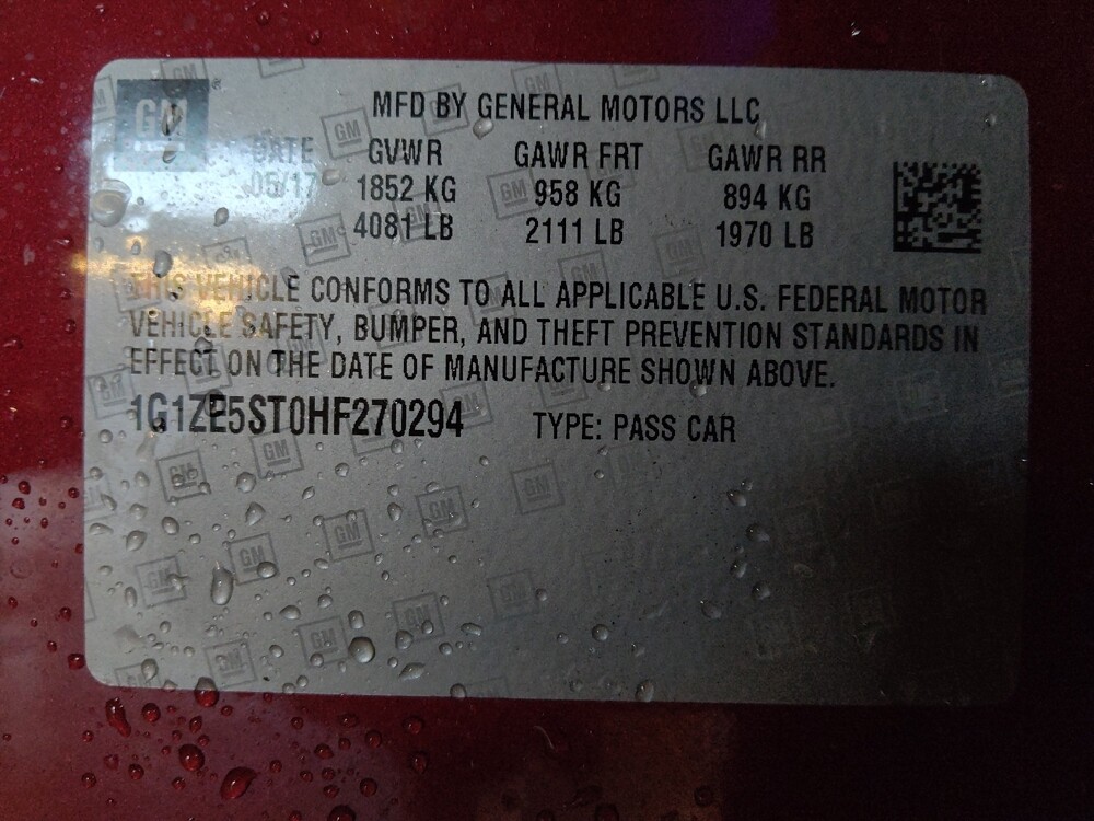 2017 Chevrolet Malibu in Hialeah, FL 33014 - 18091854 33