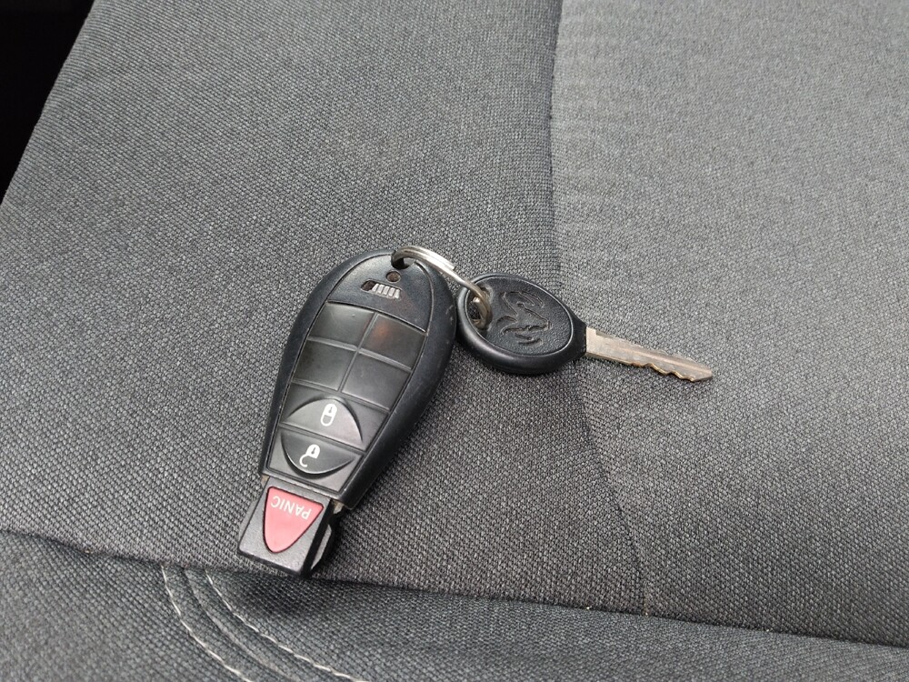 2022 RAM 1500 in St. Louis, MO 63125 - 18091866 32