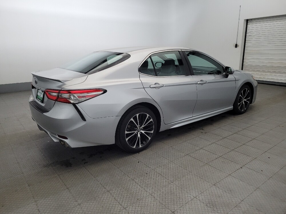 2018 Toyota Camry in Owings Mills, MD 21117 - 18091869 10