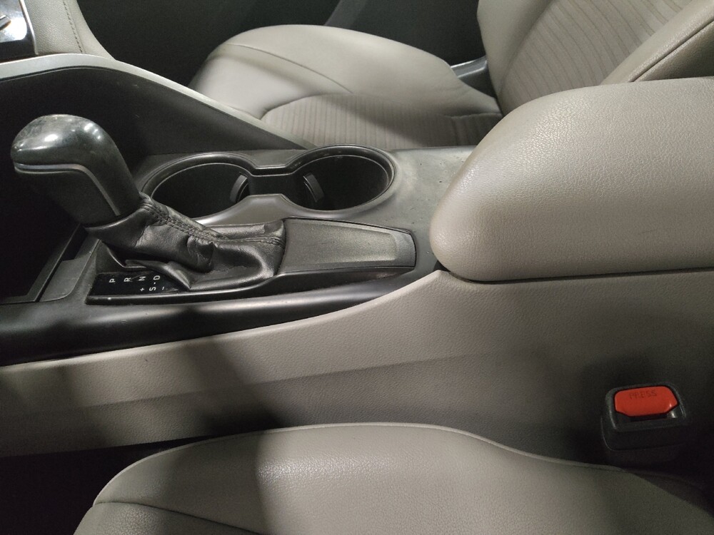 2018 Toyota Camry in Owings Mills, MD 21117 - 18091869 26