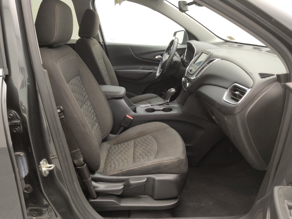 2020 Chevrolet Equinox in St. Louis, MO 63125 - 18091870 21