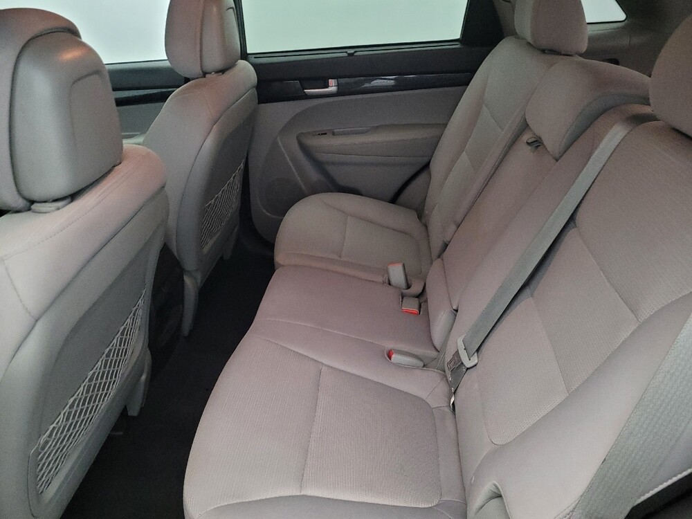 2015 Kia Sorento in Newport News, VA 23601 - 18091872 18