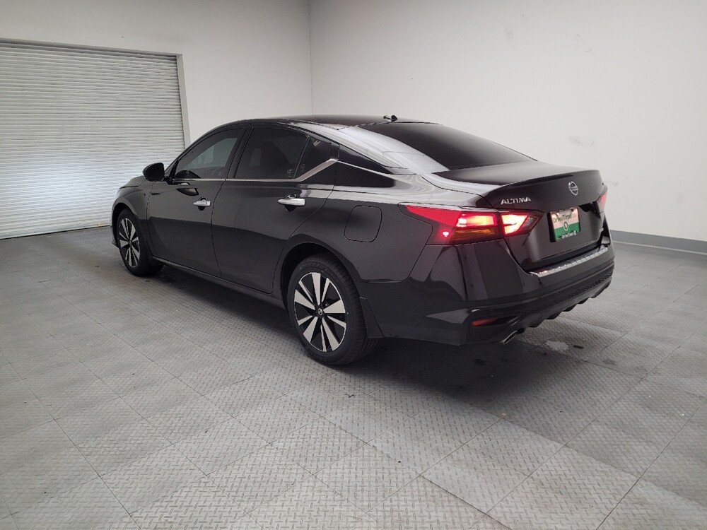 2022 Nissan Altima in Downey, CA 90241 - 18091873 5