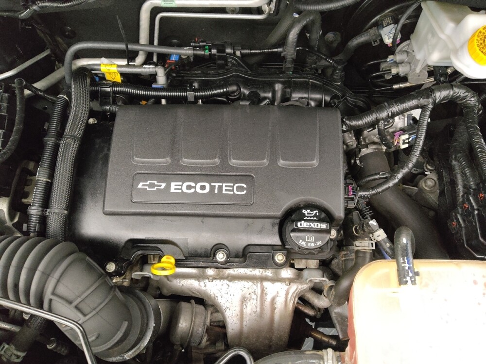 2020 Chevrolet Trax in Topeka, KS 66611 - 18091877 30