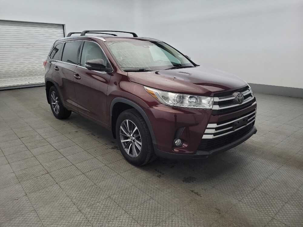 2018 Toyota Highlander in New Castle, DE 19720 - 18091881 13