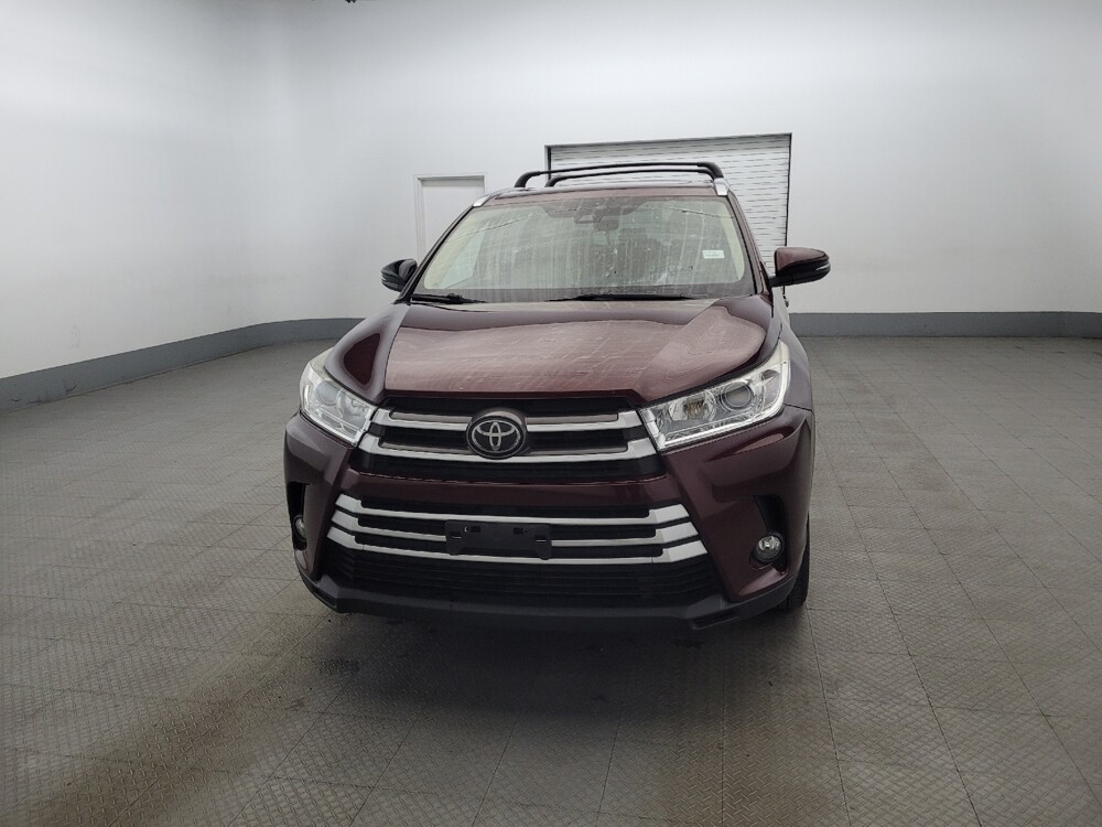 2018 Toyota Highlander in New Castle, DE 19720 - 18091881 15