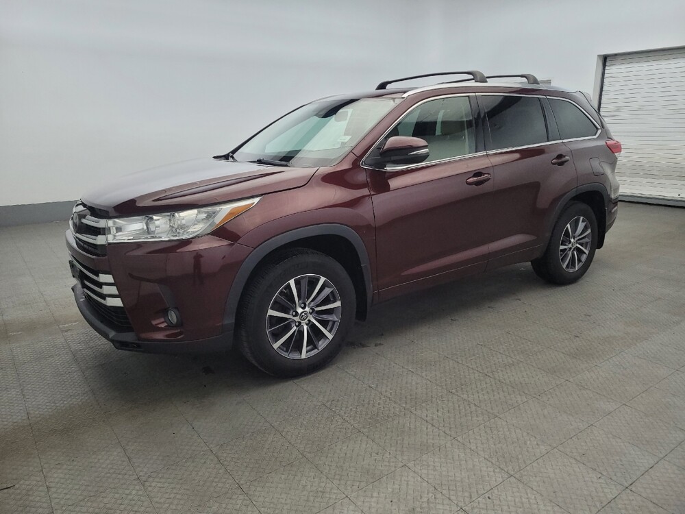 2018 Toyota Highlander in New Castle, DE 19720 - 18091881 2