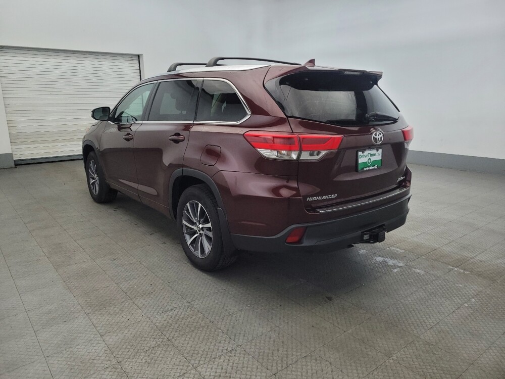 2018 Toyota Highlander in New Castle, DE 19720 - 18091881 5