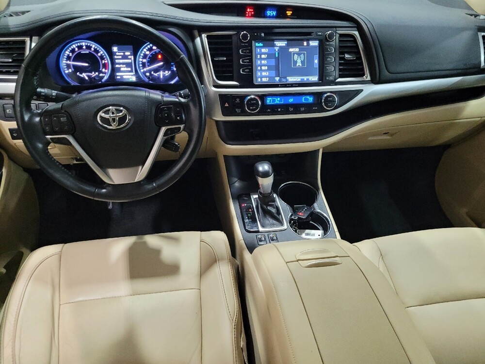 2018 Toyota Highlander in New Castle, DE 19720 - 18091881 22