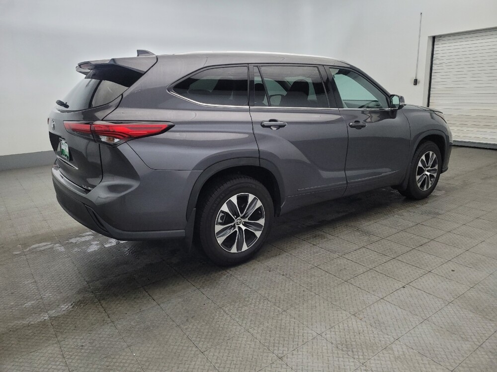 2021 Toyota Highlander in Williamstown, NJ 8094 - 18091883 10
