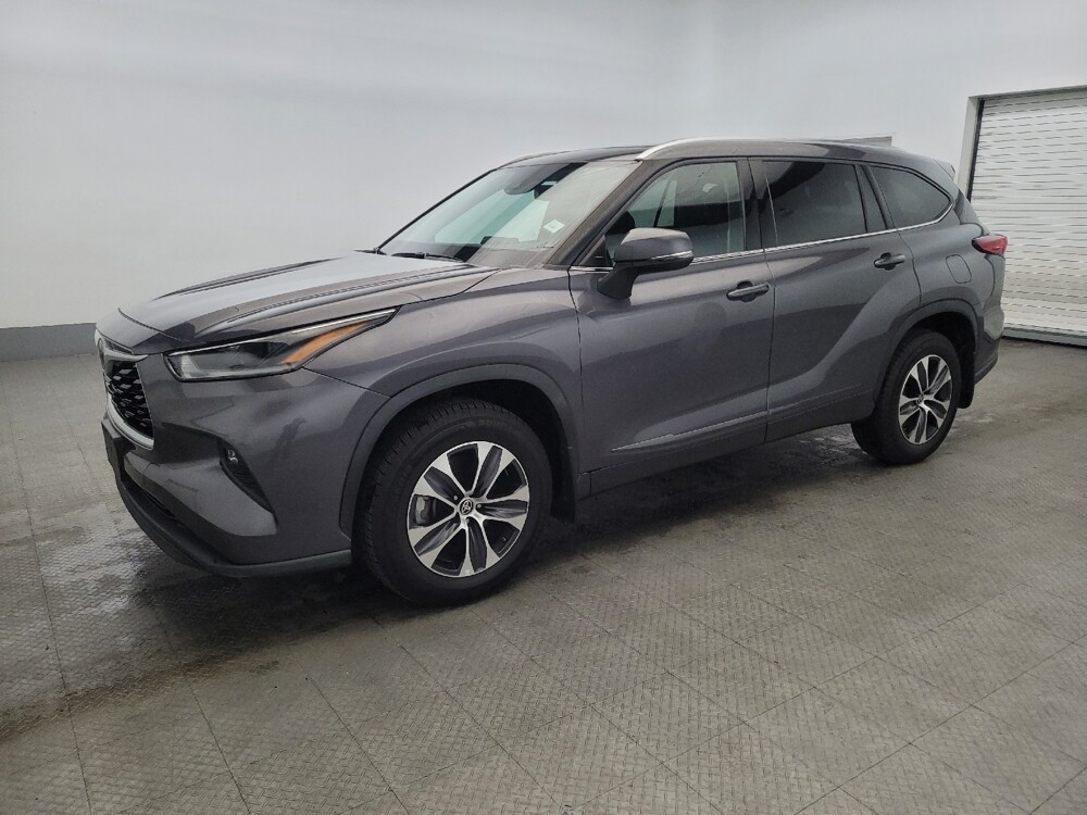 2021 Toyota Highlander in Williamstown, NJ 8094 - 18091883 2