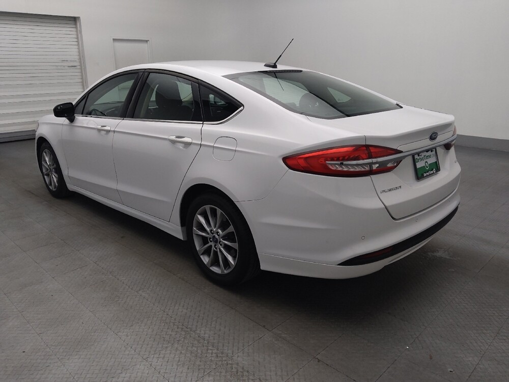 2017 Ford Fusion in Jacksonville, FL 32210 - 18091887 5
