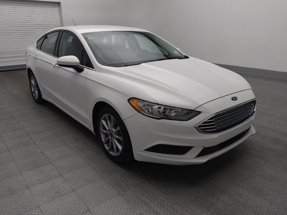 2017 Ford Fusion in Jacksonville, FL 32210 - 18091887 13