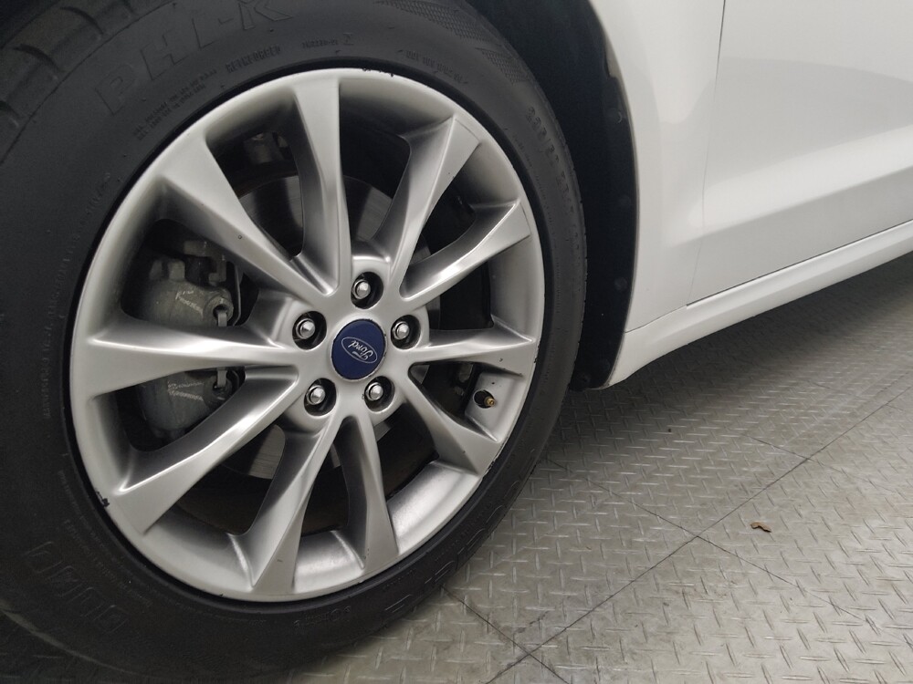 2017 Ford Fusion in Jacksonville, FL 32210 - 18091887 31