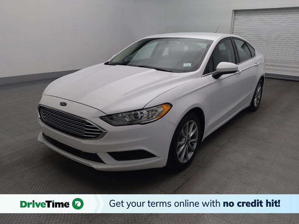 2017 Ford Fusion in Jacksonville, FL 32210 - 18091887