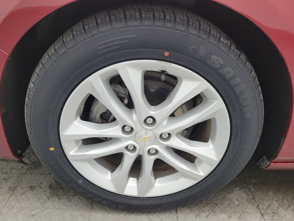 2018 Chevrolet Malibu in Charlotte, NC 28213 - 18091890 31