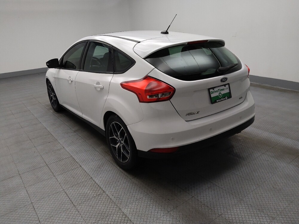 2017 Ford Focus in St. Louis, MO 63136 - 18091892 5