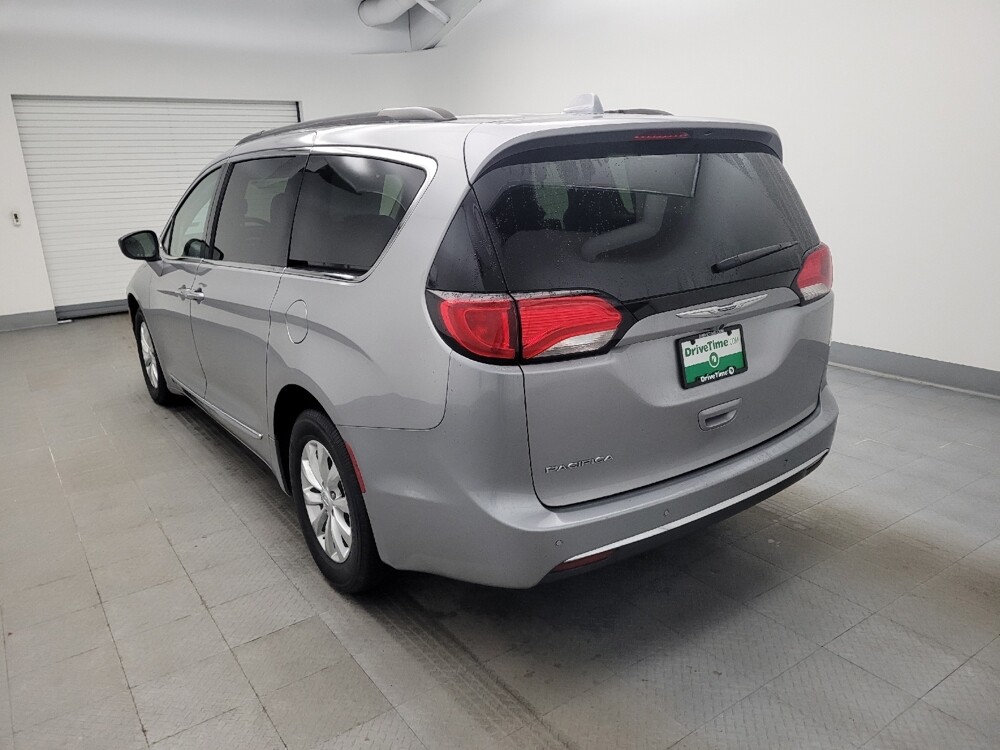 2017 Chrysler Pacifica in Miamisburg, OH 45342 - 18091893 5