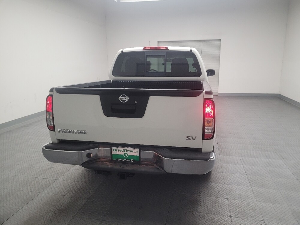 2018 Nissan Frontier in Bakersfield, CA 93309 - 18091894 7