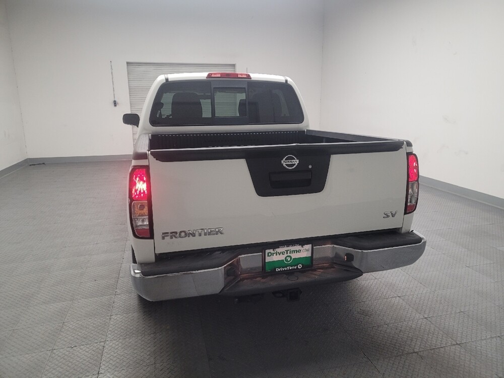 2018 Nissan Frontier in Bakersfield, CA 93309 - 18091894 6