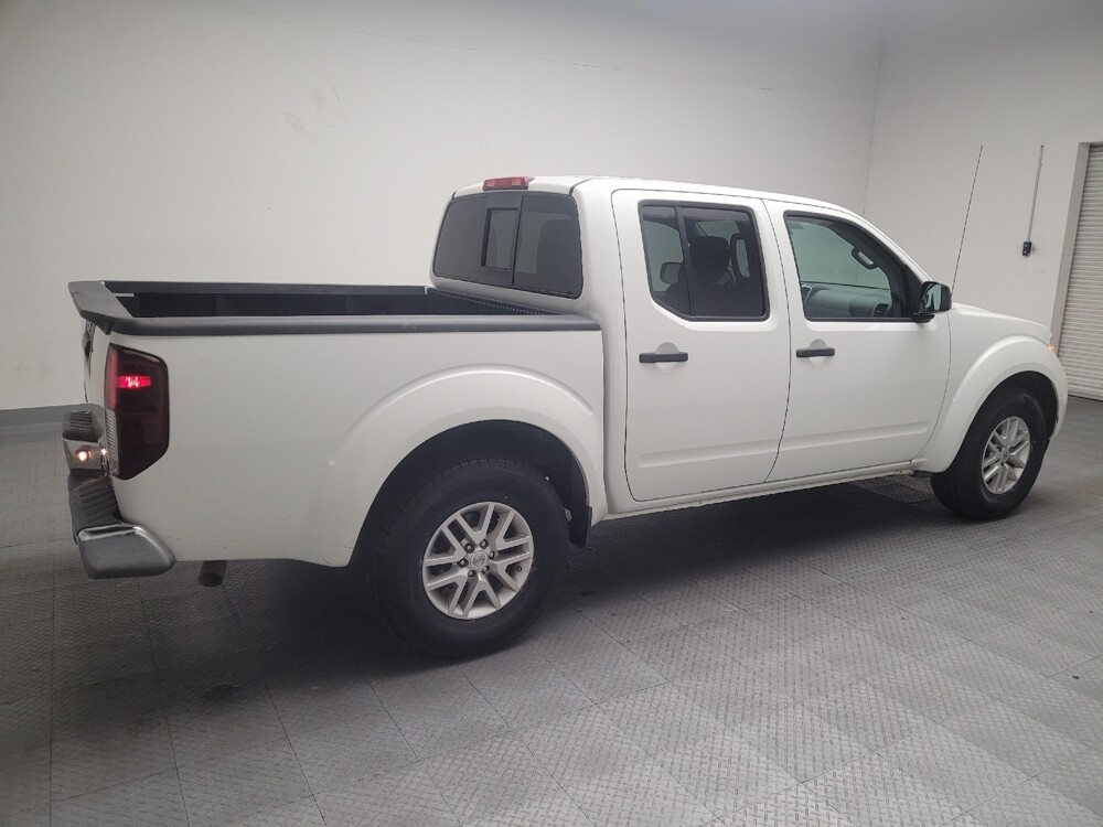 2018 Nissan Frontier in Bakersfield, CA 93309 - 18091894 10