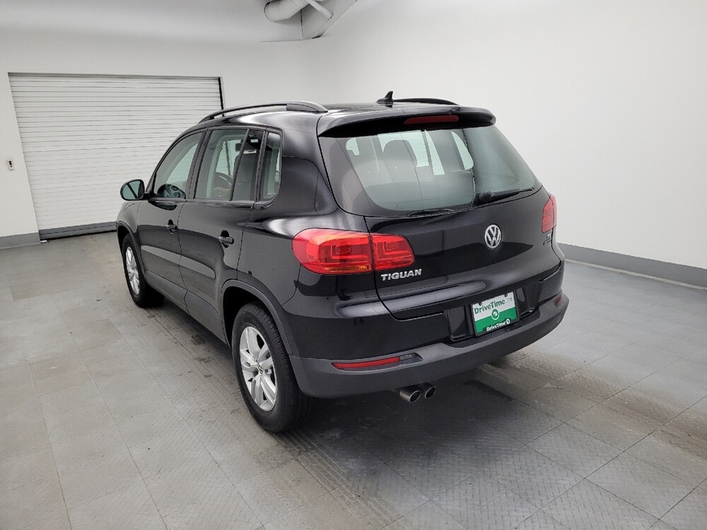 2017 Volkswagen Tiguan in Columbus, OH 43231 - 18091900 5