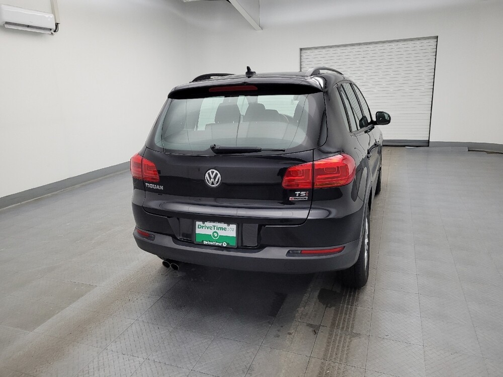 2017 Volkswagen Tiguan in Columbus, OH 43231 - 18091900 7