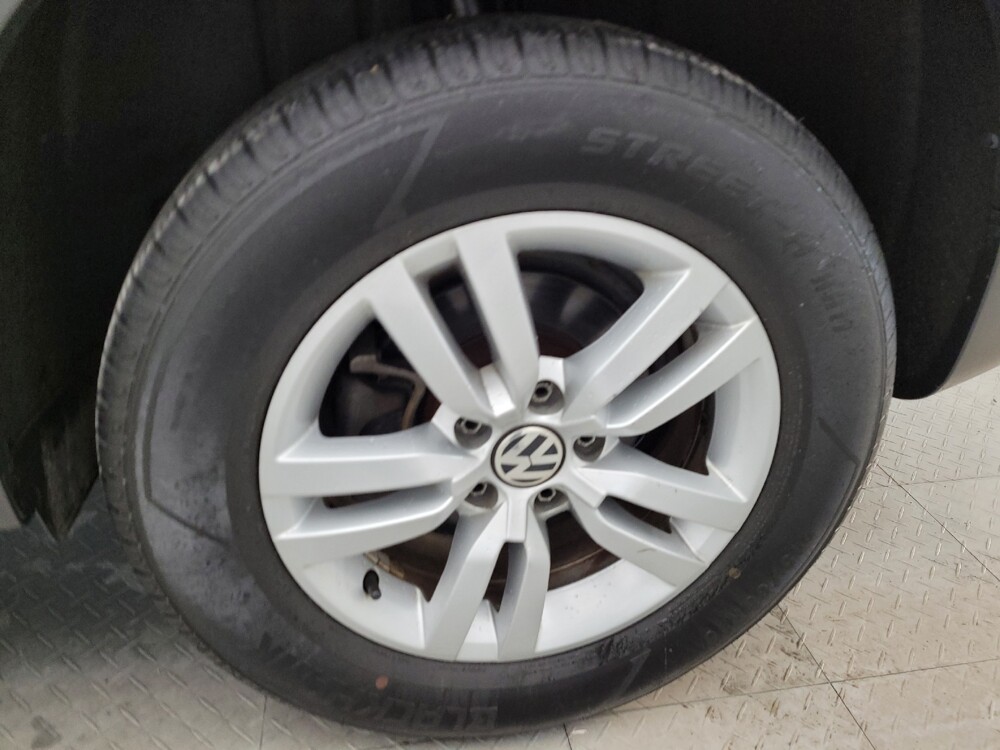 2017 Volkswagen Tiguan in Columbus, OH 43231 - 18091900 31