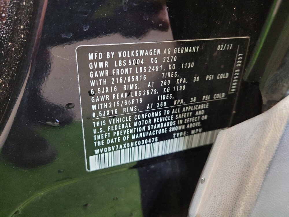 2017 Volkswagen Tiguan in Columbus, OH 43231 - 18091900 33