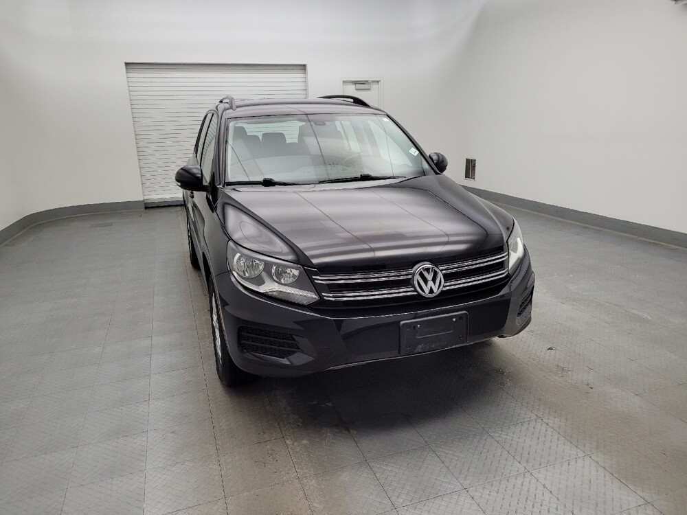 2017 Volkswagen Tiguan in Columbus, OH 43231 - 18091900 14