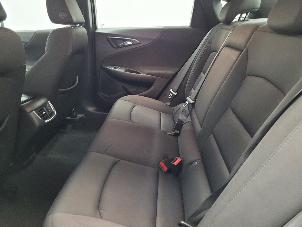 2021 Chevrolet Malibu in Las Vegas, NV 89102 - 18091901 18