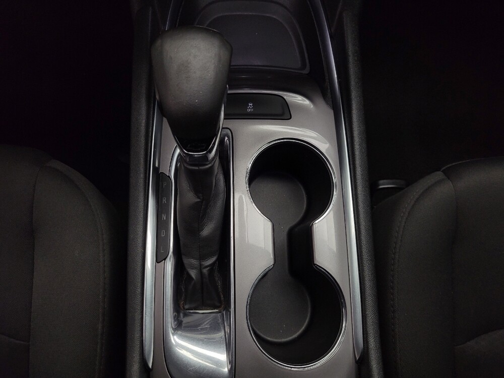 2021 Chevrolet Malibu in Las Vegas, NV 89102 - 18091901 26