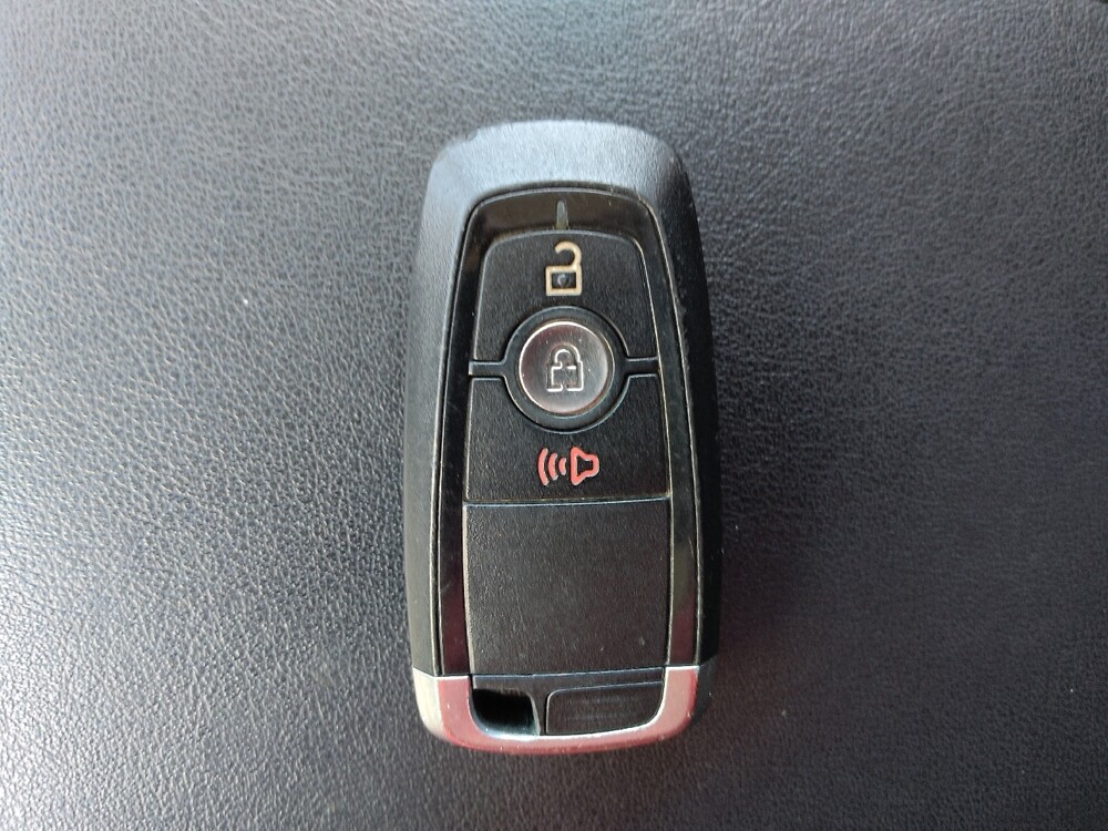 2018 Ford Edge in Stone Mountain, GA 30083 - 18091903 32