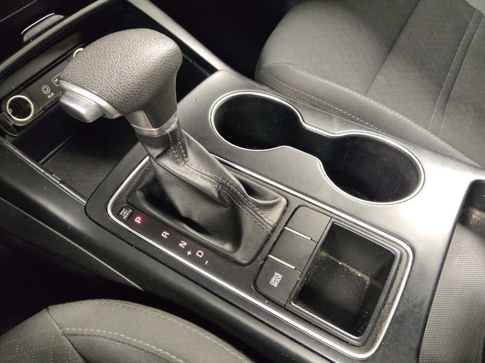 2020 Kia Sorento in Houston, TX 77074 - 18091905 26